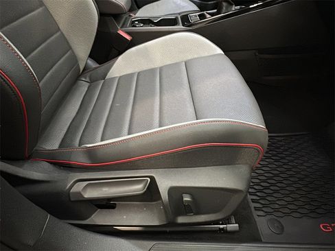 Used 2024 Volkswagen GTI SE w/ SE Leather Seats Package image 18