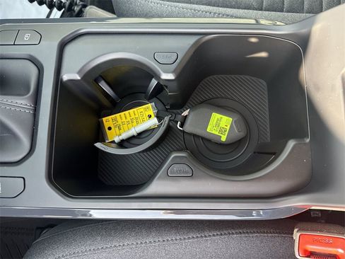 New 2025 Kia K4 EX image 32