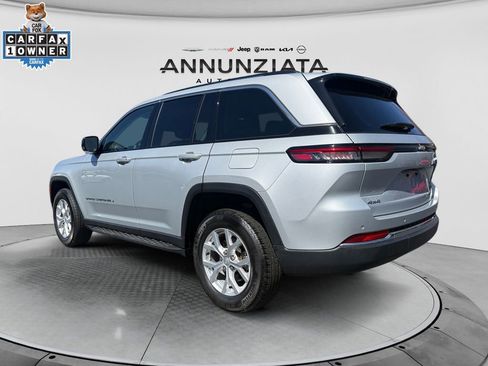Used 2023 Jeep Grand Cherokee Limited image 3