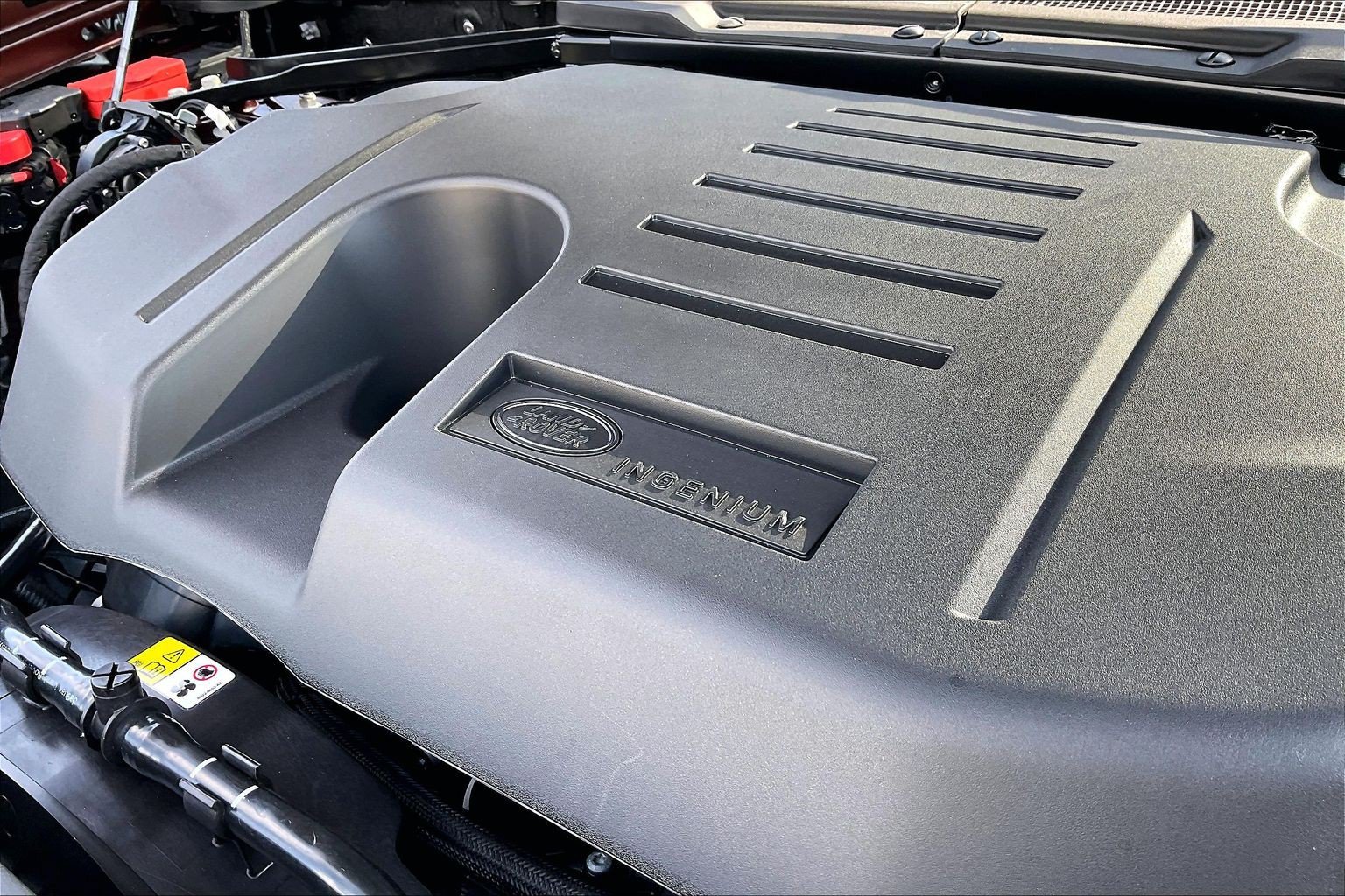 New 2026 Land Rover Defender 130 X-Dynamic SE AWD/4WD image 19