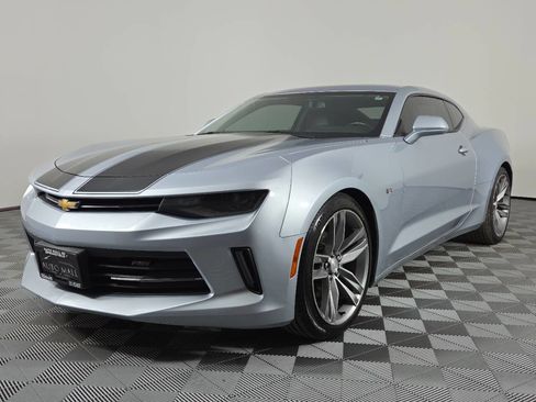 Used 2018 Chevrolet Camaro LT RWD image 3