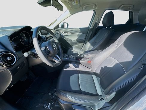 Used 2019 MAZDA CX-3 Touring image 16