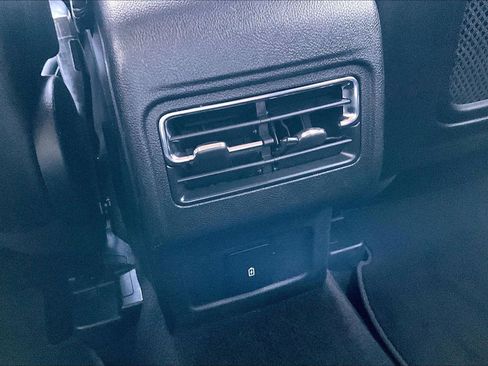 Used 2021 Lincoln Corsair FWD image 30