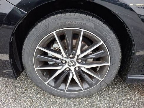 Used 2022 Toyota Camry SE image 29