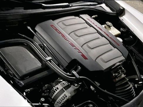 Used 2015 Chevrolet Corvette Z51 3LT w/ 3LT Preferred Equipment Group image 10