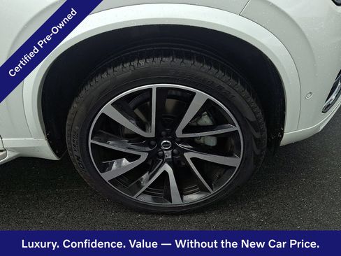 Certified 2024 Volvo XC90 B6 Plus AWD/4WD image 9