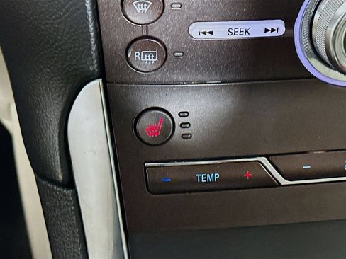 Used 2020 Ford Edge Titanium AWD/4WD image 19