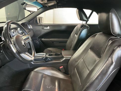 Used 2007 Ford Mustang Convertible RWD image 13