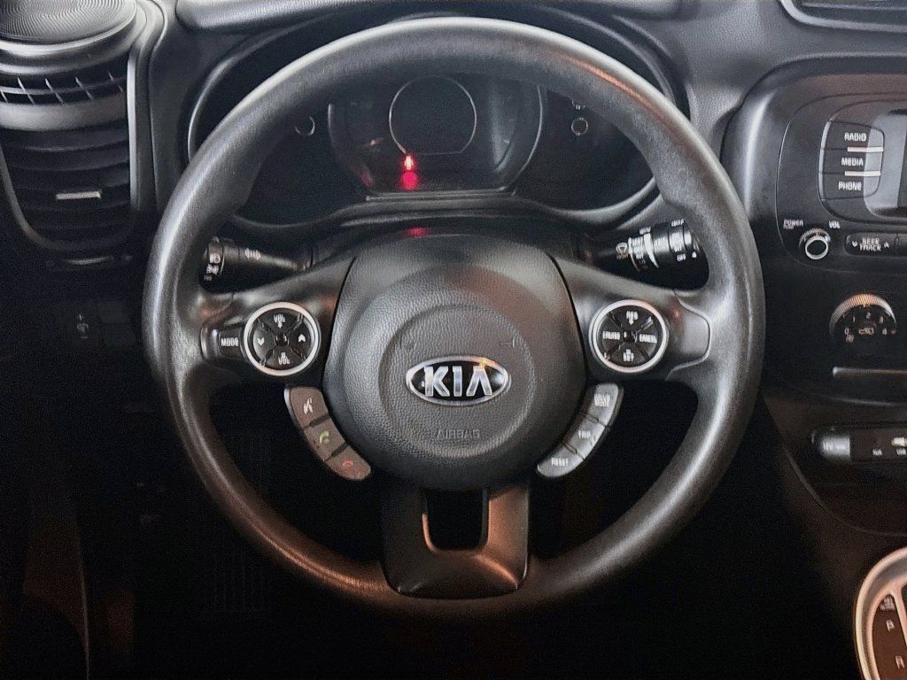 Used 2017 Kia Soul FWD image 13