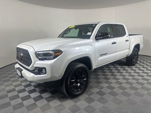 Used 2023 Toyota Tacoma Limited image 7