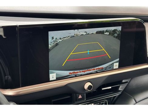 Used 2025 Toyota Crown Signia image 21