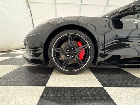Used 2023 Chevrolet Corvette Stingray w/ Z51 Performance Package image 11