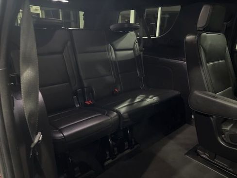 Used 2024 GMC Yukon XL Denali image 34