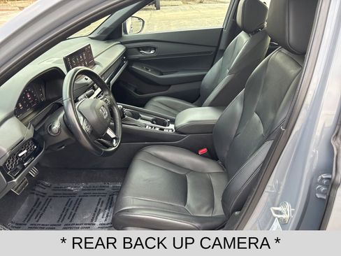 Used 2023 Honda Accord Sport image 9