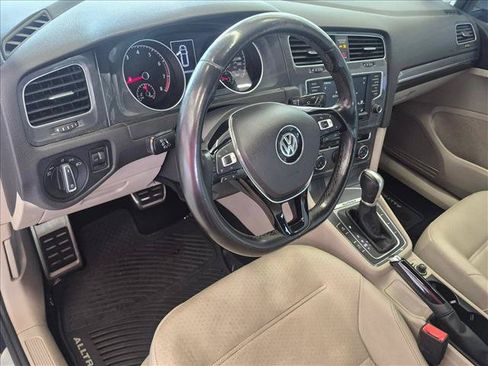 Used 2017 Volkswagen Golf Alltrack S AWD/4WD image 10