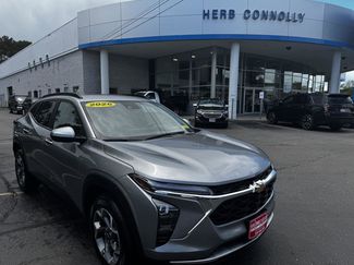 Used 2026 Chevrolet Trax LT w/ Driver Confidence Package FWD video 1