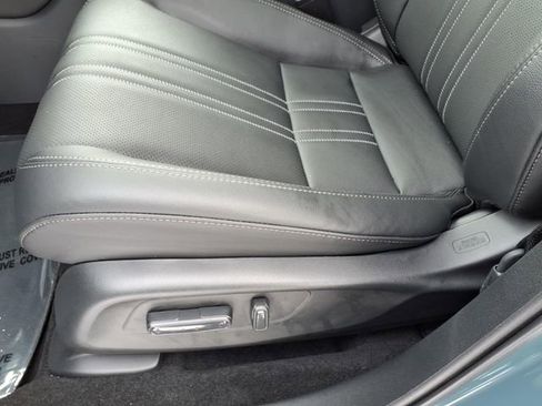 Certified 2026 Honda HR-V EX-L image 14