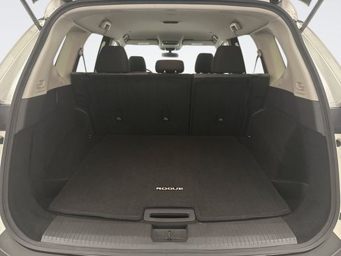 Used 2023 Nissan Rogue SV AWD/4WD image 19