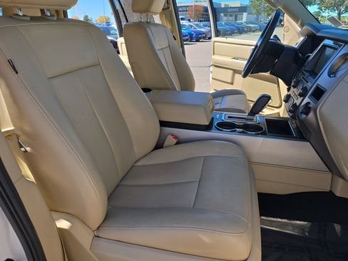 Used 2017 Ford Expedition Limited w/ Equipment Group 301A image 10