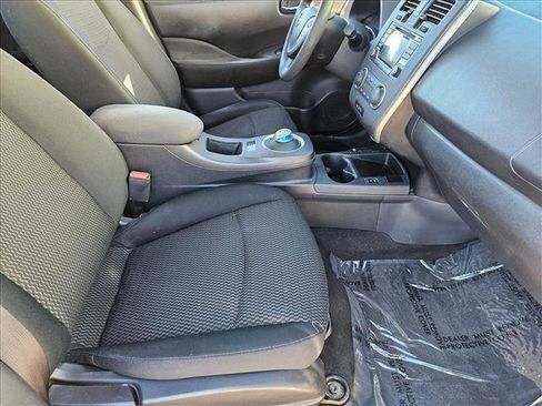 Used 2016 Nissan Leaf S w/ Charger Package image 19