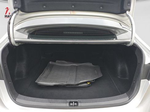 Used 2023 Toyota Corolla LE FWD image 19