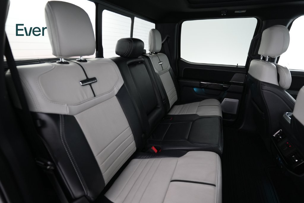 Used 2022 Ford F150 Lightning Platinum AWD/4WD image 5