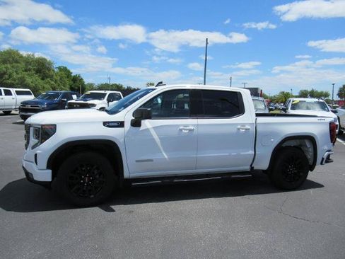 Used 2024 GMC Sierra 1500 Elevation AWD/4WD image 2