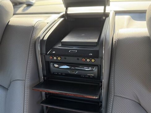 Used 2005 Maybach 62 image 13