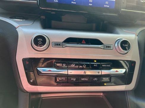 Used 2023 Ford Explorer XLT w/ Equipment Group 202A image 17