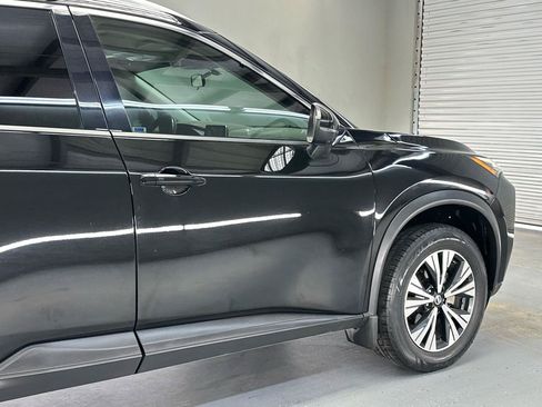 Used 2021 Nissan Rogue SV w/ Premium Package FWD image 8