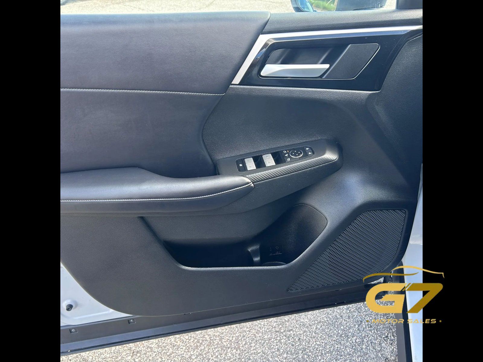 Used 2024 Mitsubishi Outlander Ralliart AWD/4WD image 14