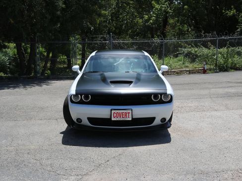 Used 2023 Dodge Challenger R/T w/ Plus Package RWD image 8