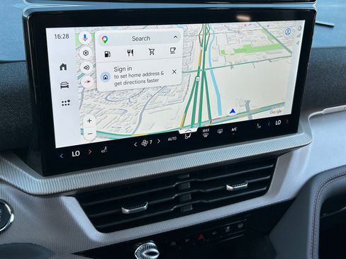 New 2026 Ford Explorer Active AWD/4WD image 28