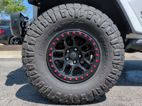 Used 2020 Jeep Wrangler Unlimited Rubicon AWD/4WD image 16