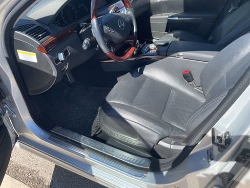 Used 2010 Mercedes-Benz S 550 4MATIC image 12