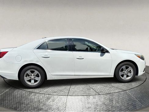 Used 2014 Chevrolet Malibu LS image 3