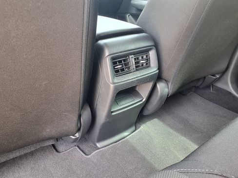Used 2023 Honda CR-V LX image 16