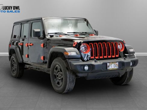 Used 2022 Jeep Wrangler Unlimited Sport AWD/4WD image 3