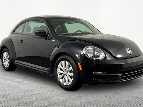 Used 2016 Volkswagen Beetle 1.8T Classic FWD image 3