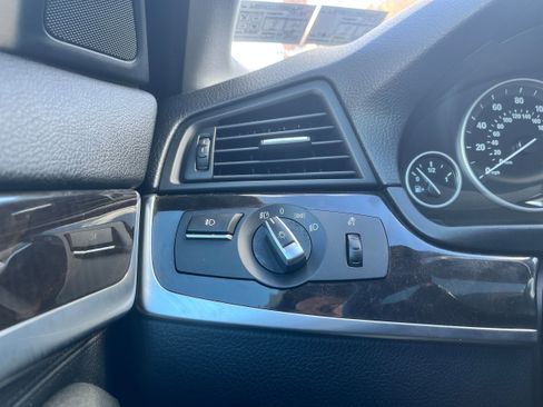 Used 2016 BMW 528i xDrive 528i xDrive w/ Premium Package image 22