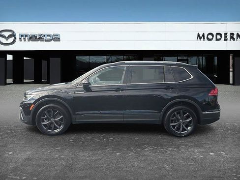 Used 2023 Volkswagen Tiguan SE FWD image 2