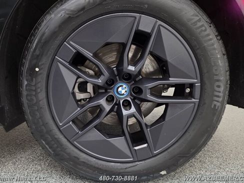 Used 2024 BMW iX xDrive50 AWD/4WD image 34