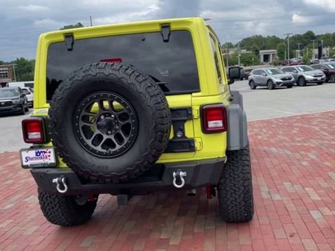 Used 2022 Jeep Wrangler Unlimited Sport w/ Xtreme Recon 35" Tire Package AWD/4WD image 8