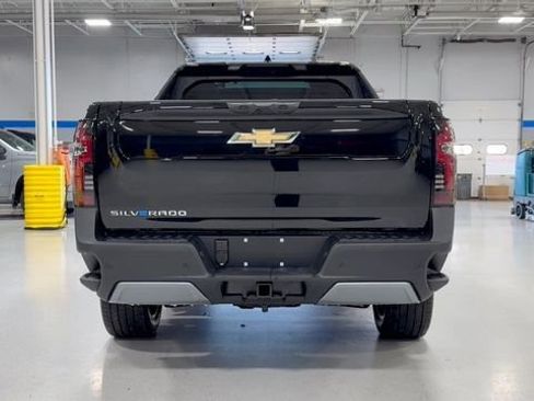 New 2026 Chevrolet Silverado EV LT image 7