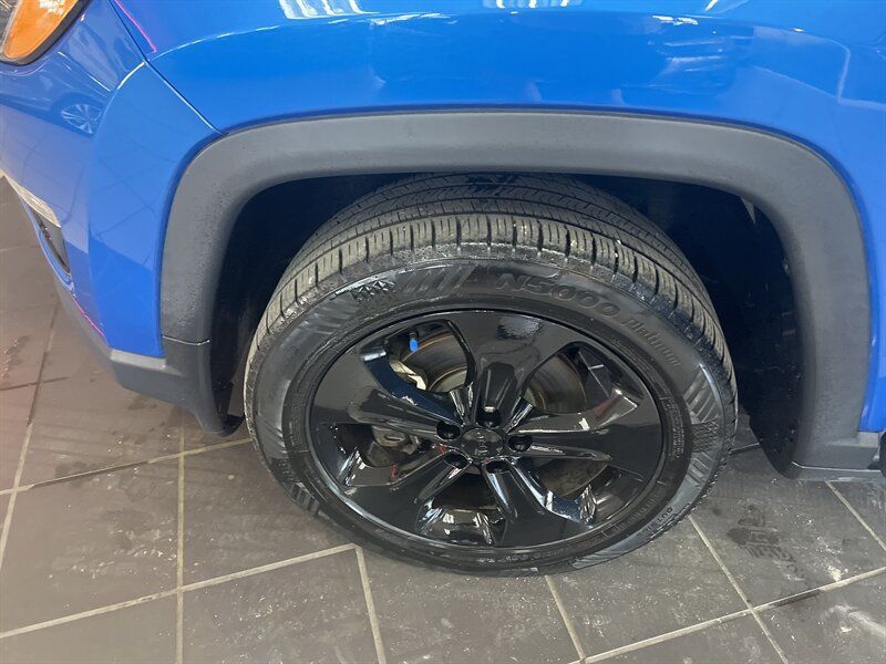 Used 2018 Jeep Compass Latitude w/ Popular Equipment Group AWD/4WD image 27