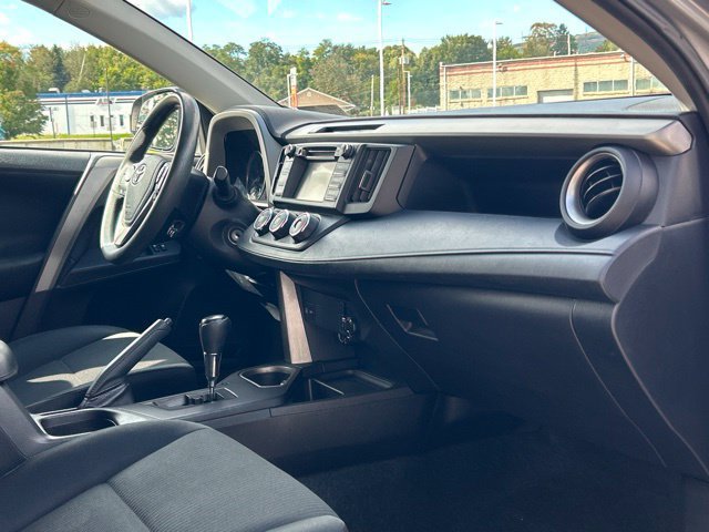 Used 2017 Toyota RAV4 LE w/ All Weather Liner Package AWD/4WD image 22