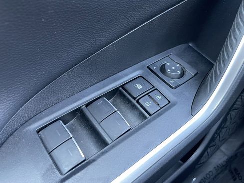 Used 2024 Toyota RAV4 Adventure image 21