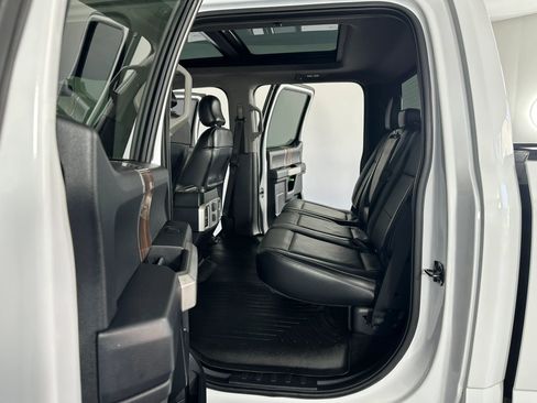 Used 2015 Ford F150 Lariat w/ Equipment Group 501A Mid image 31