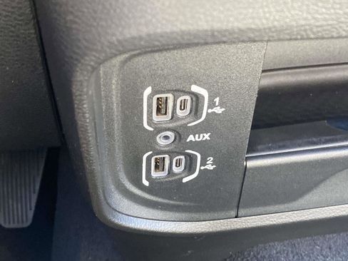 Used 2024 RAM 2500 Big Horn w/ Bed Utility Group image 42