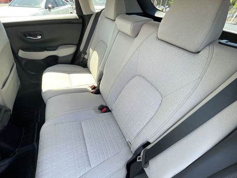 Used 2025 Honda HR-V LX image 17